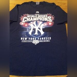 New York Yankees 2009 World Series Champions Medium Blue T-Shirt With Roster
